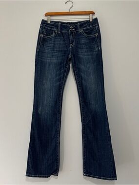 Miss Me | Boot Jeans with Studded Back Pocket Cross - Size 31